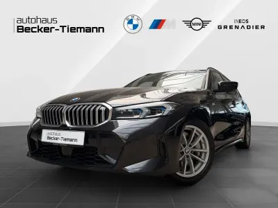 Gebraucht BMW 330 M Sport 286 PS (210 kW) 2025 Saphirschwarz Kombi