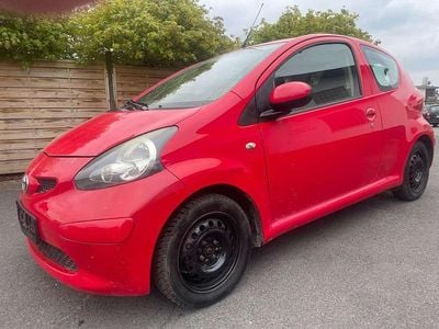 Gebraucht Toyota Aygo Cool 68 PS (50 kW) 2008 Super red 5 Kleinwagen