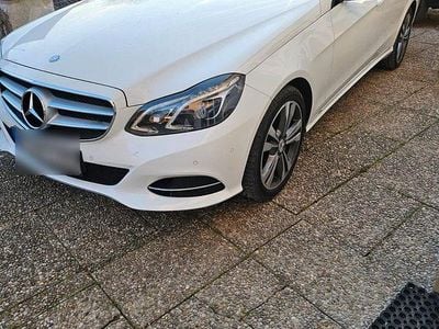 Gebraucht Mercedes E220 170 PS (125 kW) 2013 Weiß Kombi