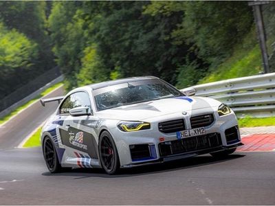 Weiß Gebraucht 2024 BMW M2 Performance Coupé | 79.900 € (Teuer)