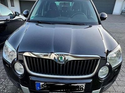 Gebraucht Skoda Yeti Adventure 122 PS (89 kW) 2013 Schwarz SUV