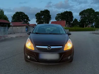 Gebraucht Opel Corsa 80 PS (58 kW) 2009 Schwarz Kleinwagen