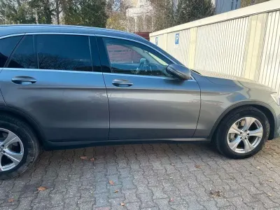 Gebraucht Mercedes GLC250 204 PS (150 kW) 2016 Grau SUV