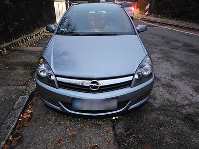 Second-hand Opel Astra GTC 105 CP (77 kW) 2006 Gri Hatchback