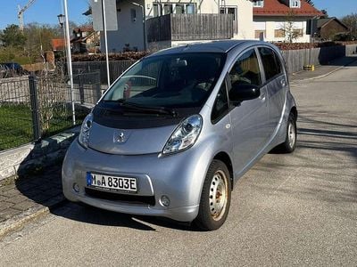 Second-hand Peugeot iON Active 49 kW (67 CP) 2013 Argintiu Hatchback