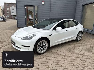 Weiß Gebraucht 2021 Tesla Model 3 RWD Limousine | 25.800 € (Fairer Preis)