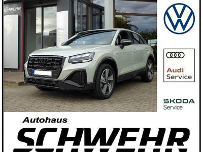 Gebraucht Audi Q2 S-Line 150 PS (110 kW) 2024 Silber SUV