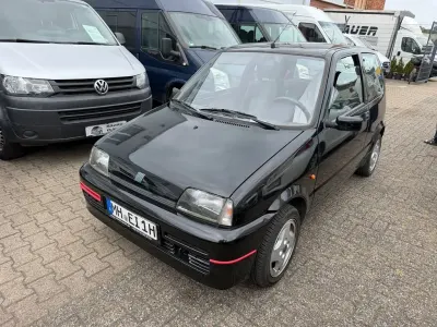 Gebraucht Fiat Cinquecento 54 PS (39 kW) 1995 Schwarz Kleinwagen