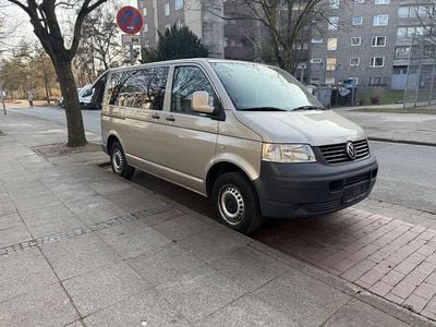 Gebraucht VW Caravelle 131 PS (96 kW) 2009 Gold Van / Kleinbus
