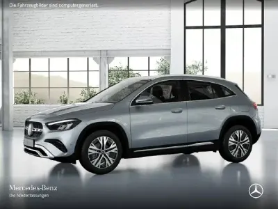 Gebraucht Mercedes GLA180 Progressive 136 PS (100 kW) 2025 Silber SUV