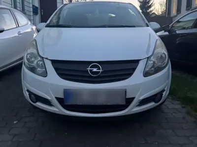 Gebraucht Opel Corsa 87 PS (63 kW) 2010 Weiß Kleinwagen