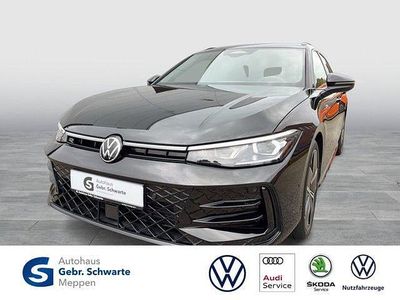 Schwarz Gebraucht 2025 VW Passat R-line Kombi | 42.990 € (Teuer)