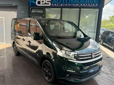 Gebraucht Fiat Talento Family 145 PS (106 kW) 2017 Grün Van / Kleinbus