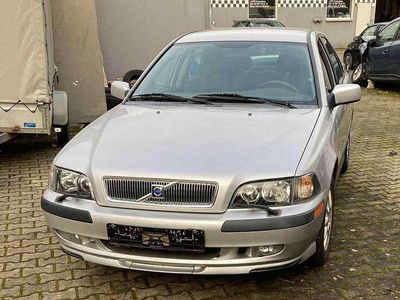 Volvo S40