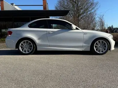 Gebraucht BMW 123 Performance 204 PS (150 kW) 2012 Weiß Kleinwagen