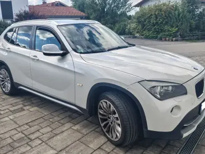 Gebraucht BMW X1 xLine 143 PS (105 kW) 2011 Weiß SUV