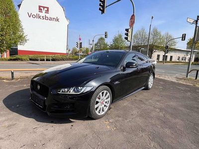 Usata Jaguar XE 179 CV (131 kW) 2017 Nero Berlina