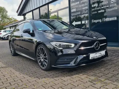 Gebraucht Mercedes CLA200 Shooting Brake AMG 163 PS (119 kW) 2021 Schwarz Kombi