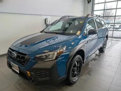 Käytetty Subaru Outback 264 HP (194 kW) 2023 Sininen Farmari