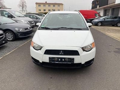 Weiß Gebraucht 2011 Mitsubishi Colt Invite Limousine | 5.999 € (Fairer Preis)