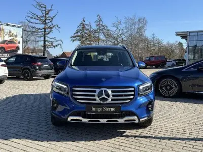 Gebraucht Mercedes GLB200 Progressive 150 PS (110 kW) 2024 Metalliclack spektralblau SUV