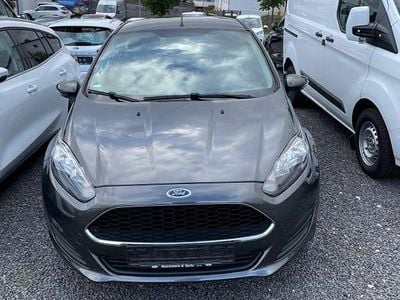 Gebraucht Ford Fiesta Trend 82 PS (60 kW) 2017 Grau Kleinwagen