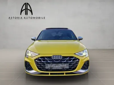 Usado Audi S3 Sport 333 HP (244 kW) 2025 Amarelo Sedan