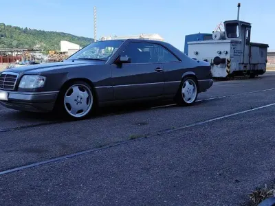 Gebraucht Mercedes E320 Sportline 220 PS (161 kW) 1993 Grau Coupé