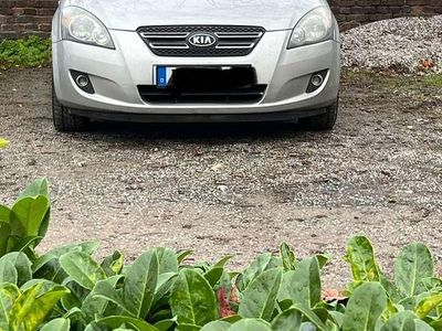 Gebraucht Kia Ceed EX 116 PS (85 kW) 2009 Grau Kleinwagen