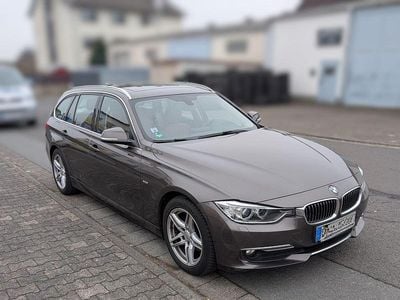Gebraucht BMW 318 Luxury Line 143 PS (105 kW) 2014 Braun Kombi