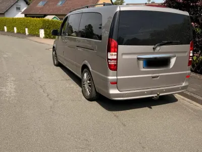 Gebraucht Mercedes Viano 224 PS (164 kW) 2012 Grau Van / Kleinbus