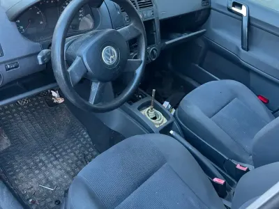 Usata VW Polo 75 CV (55 kW) 2003 Andere farben Utilitaria