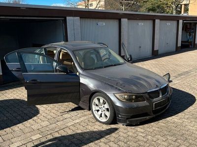 gebraucht BMW 325 i (neu) -