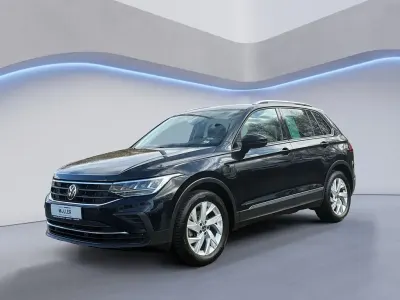 Gebraucht VW Tiguan Active 150 PS (110 kW) 2022 Schwarz SUV
