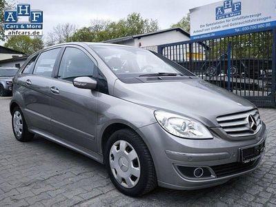 Usata Mercedes B200 136 CV (100 kW) 2006 Grigio Monovolume