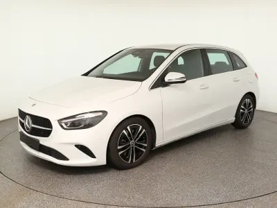 Gebraucht Mercedes B250 Progressive 224 PS (164 kW) 2023 Mondstein silber Van / Kleinbus