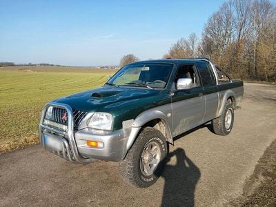 Gebraucht Mitsubishi L200 133 PS (97 kW) 2003 Grün Pickup