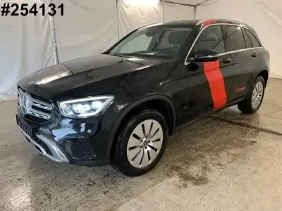 Gebraucht Mercedes GLC300e 306 PS (225 kW) 2021 Schwarz  unilack SUV