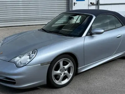Usata Porsche 911 Carrera Cabriolet 320 CV (235 kW) 2003 Argento Cabrio