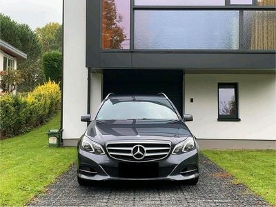 Mercedes E300
