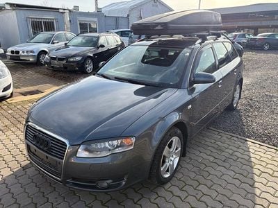Grau Gebraucht 2005 Audi A4 Sport Kombi | 3.950 € (Fairer Preis)