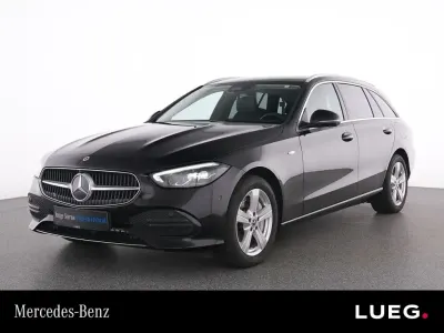 Używany Mercedes C300e Avantgarde 313 KM (230 kW) 2025 Czarny Sedan/Limuzyna
