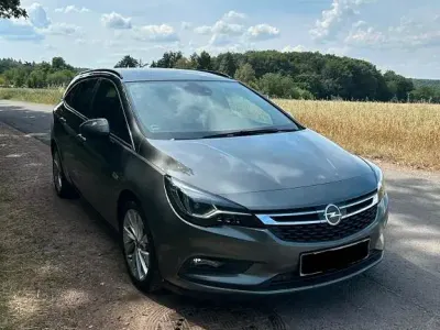 Gebraucht Opel Astra Business 150 PS (110 kW) 2019 Grau Kombi