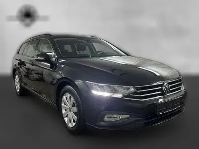 Gebraucht VW Passat Business 150 PS (110 kW) 2023 Schwarz metallic Kombi