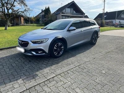 Gebraucht Opel Insignia Country Tourer Exklusiv 210 PS (154 kW) 2019 Silber Kombi