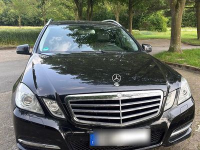 Mercedes E200