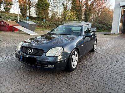 Second-hand Mercedes SLK230 193 CP (141 kW) 1998 Albastru Cabrio