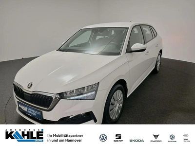 Gebraucht Skoda Scala Cool Plus 95 PS (69 kW) 2022 Weiß Kleinwagen