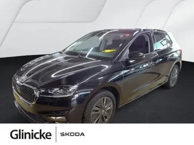 Gebraucht Skoda Fabia Tour 116 PS (85 kW) 2025 Schwarzmagic perleffekt Kleinwagen