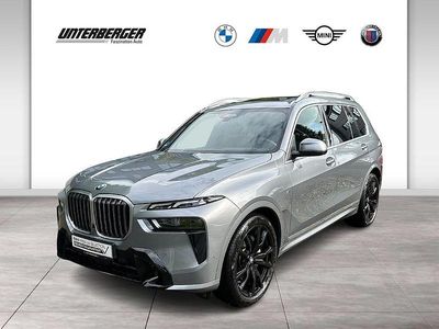 Gebraucht BMW X7 M Sport 340 PS (250 kW) 2024 Grau SUV